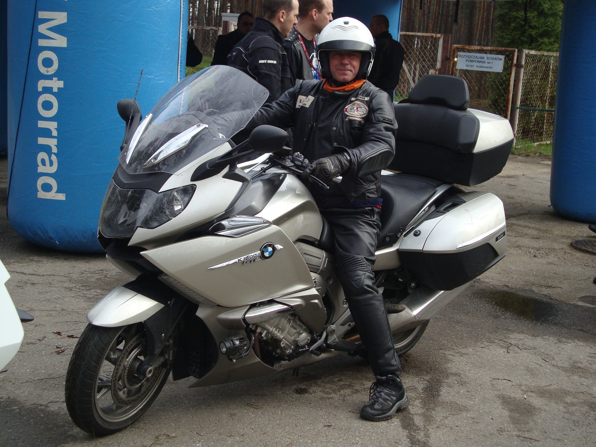 Krzysztof Solana wyraża opinię o swoim wyjazd motocyklowy do Hiszpania
